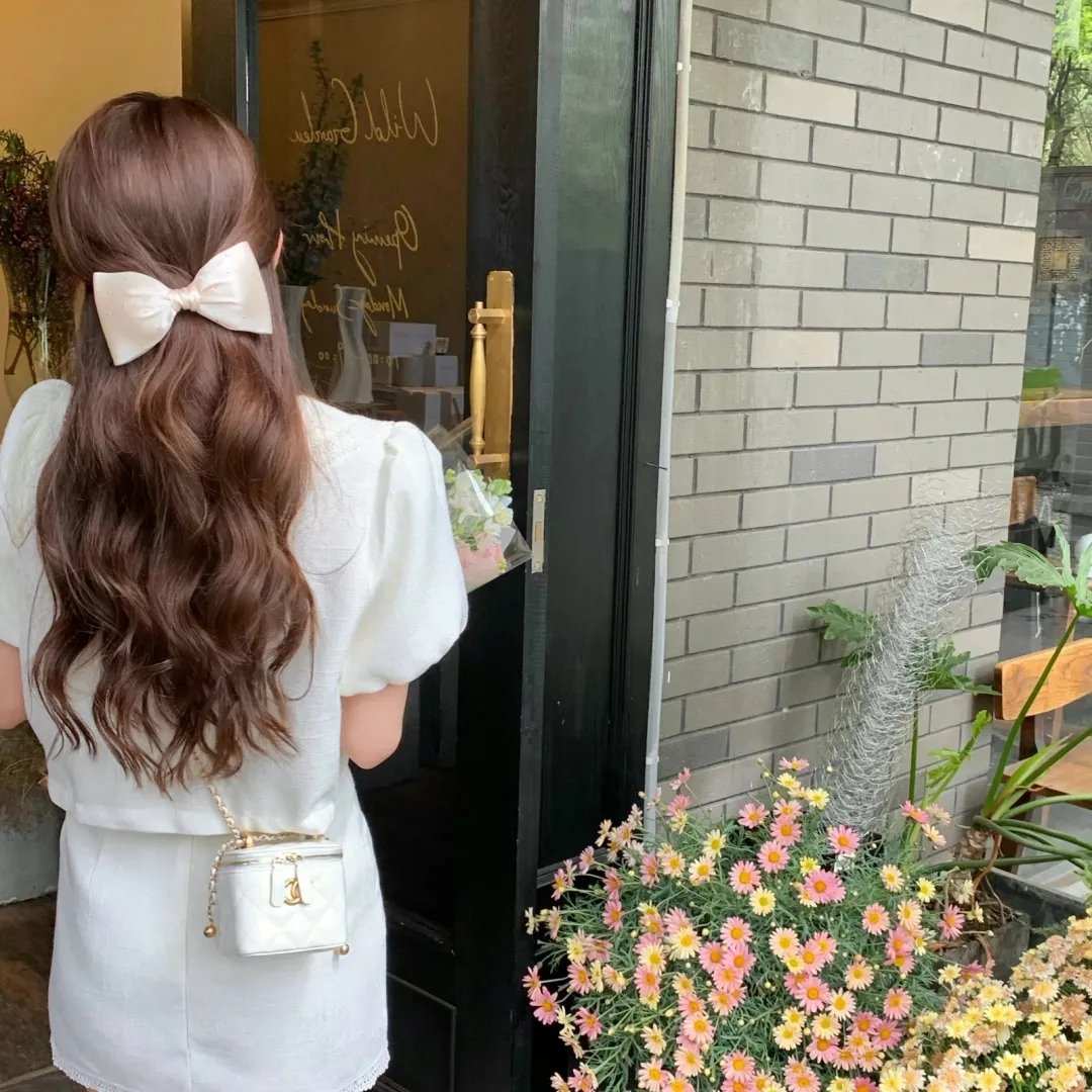仙人坝的红衣兜